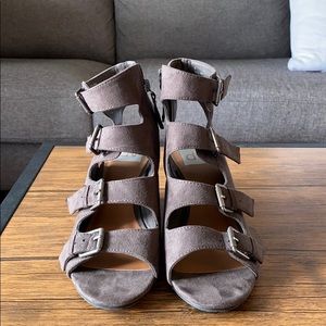 Target (DV) suede wedges